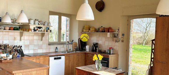 Terrain à Saint-Valérien, France No. 205768 2