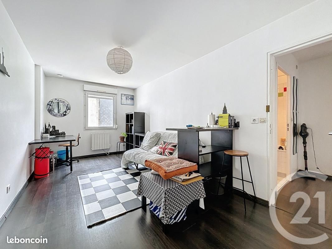 Apartamento de 2 dormitorios en Nantes, France No. 287871