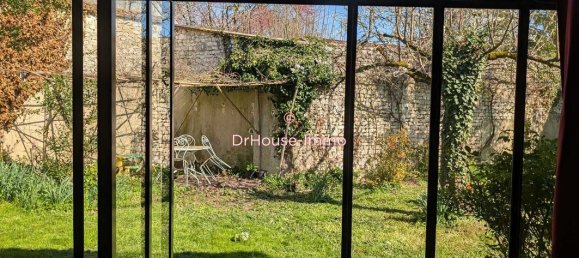 3 bedrooms House in Courtempierre, France No. 42289 15