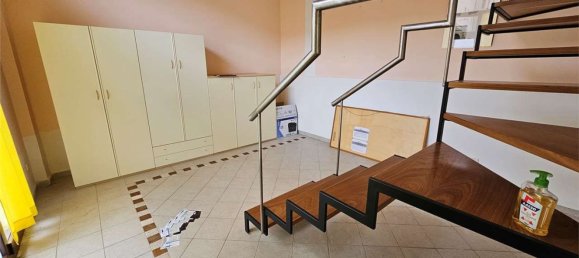 Oficina en Enna, Italy 48 m² No. 33779 2