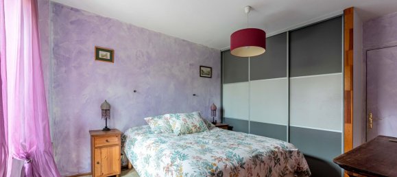 5 bedrooms House in Rhone, France No. 339081 13