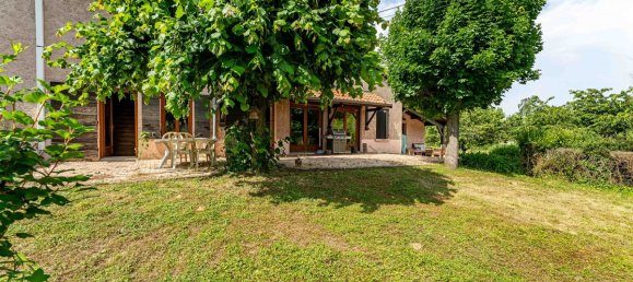 5 bedrooms House in Rhone, France No. 339081 4