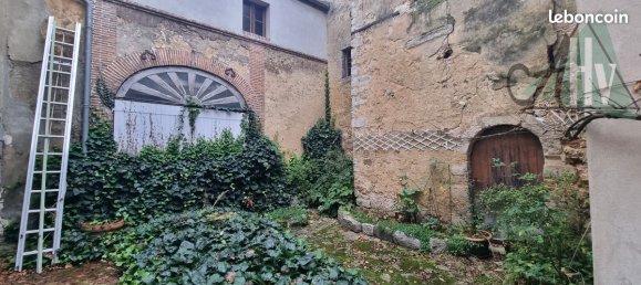 Adosado de 5 dormitorios en Sezanne, France No. 40129 5