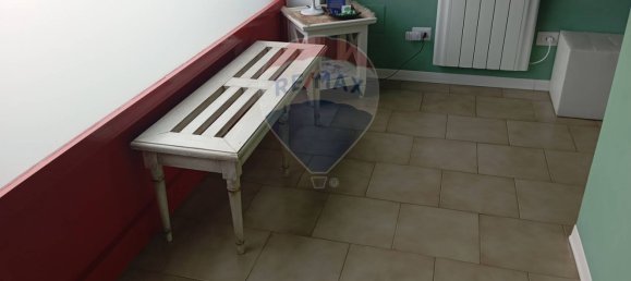 Gewerbliche Immobilie in Busto Arsizio, Italy 92m², Nr. 214231 32