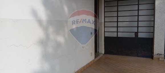 Gewerbliche Immobilie in Busto Arsizio, Italy 92m², Nr. 214231 13