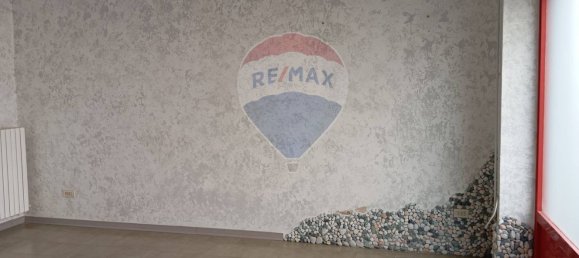 Gewerbliche Immobilie in Busto Arsizio, Italy 92m², Nr. 214231 20