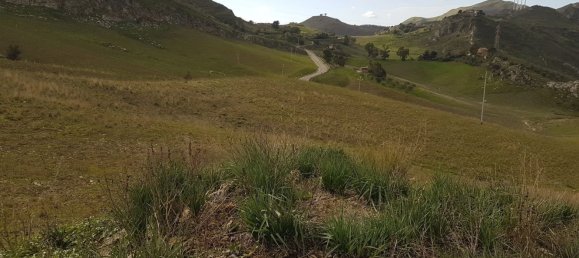 Grundstück in Sant'Angelo Muxaro, Italy 320000m², Nr. 71485 2