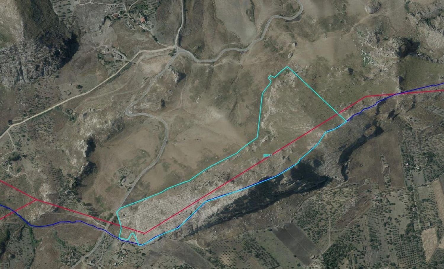 Grundstück in Sant'Angelo Muxaro, Italy 320000m², Nr. 71485