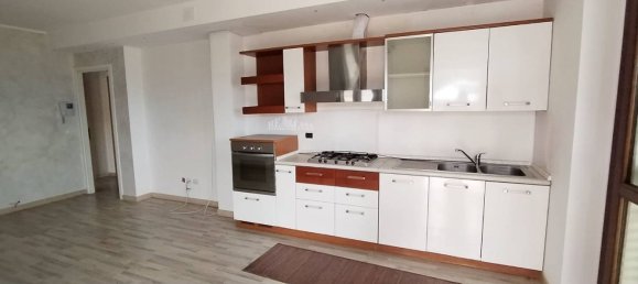 3-salle Appartement à Monteprandone, Italy No. 188290 6