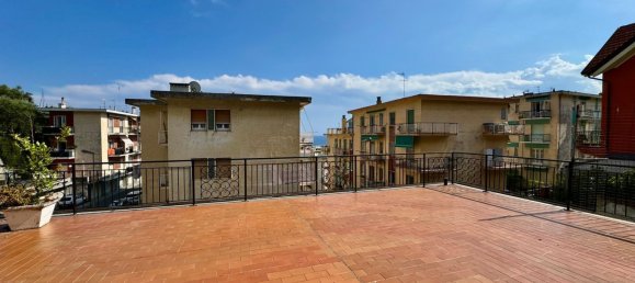3 rooms Apartment in Varazze, Italy No. 290459 33