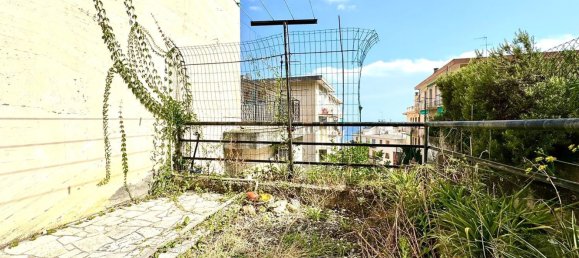 3 rooms Apartment in Varazze, Italy No. 290459 13