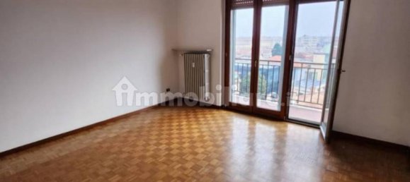 2 bedrooms Apartment in Vigevano, Italy No. 216751 9
