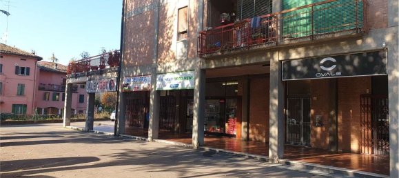 Коммерческая недвижимость 82м² в Реджо Эмилия, Италия № 11989 6