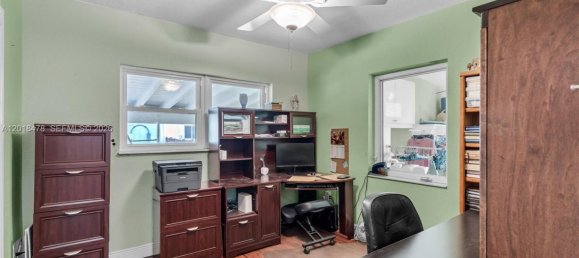 5 dormitorios villa en venta en Miami, Miami-Dade, Florida, USA № 615243 7