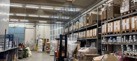 Entrepôt à Brescia, Italy 7500m² No. 156005 3