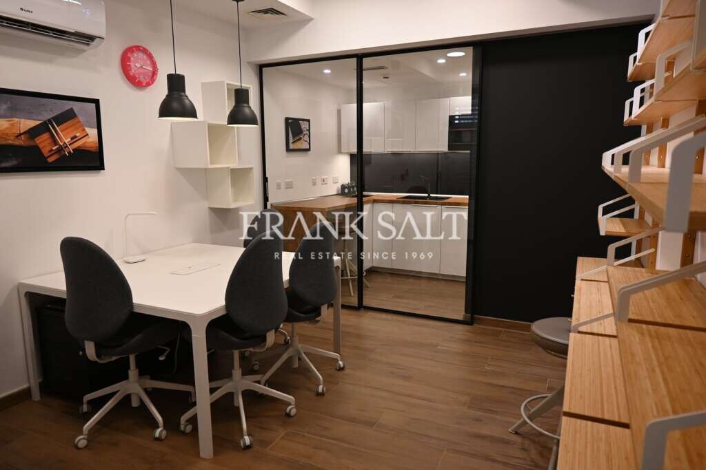 Oficina en Msida, Malta 25 m² No. 12465