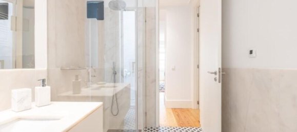 2 bedrooms Apartment in Lisbon, Portugal No. 101180 18