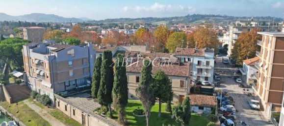 14 rooms Villa in Fano, Italy No. 141843 5