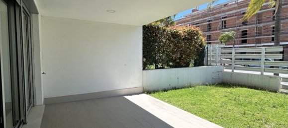 2 chambres Appartement à Estepona, Spain No. 143364 8