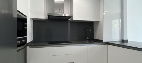 2 chambres Appartement à Estepona, Spain No. 143364 5