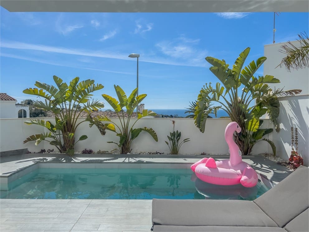 3 bedrooms House in Nerja, Spain No. 272560