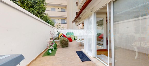 Квартира с 2 спальнями в Конверсано, Италия № 312564 18