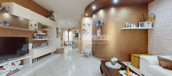 Квартира с 2 спальнями в Конверсано, Италия № 312564 3