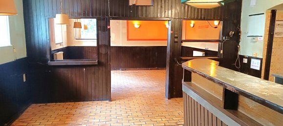 79m² Commercial property in Penzing, Austria No. 43542 2