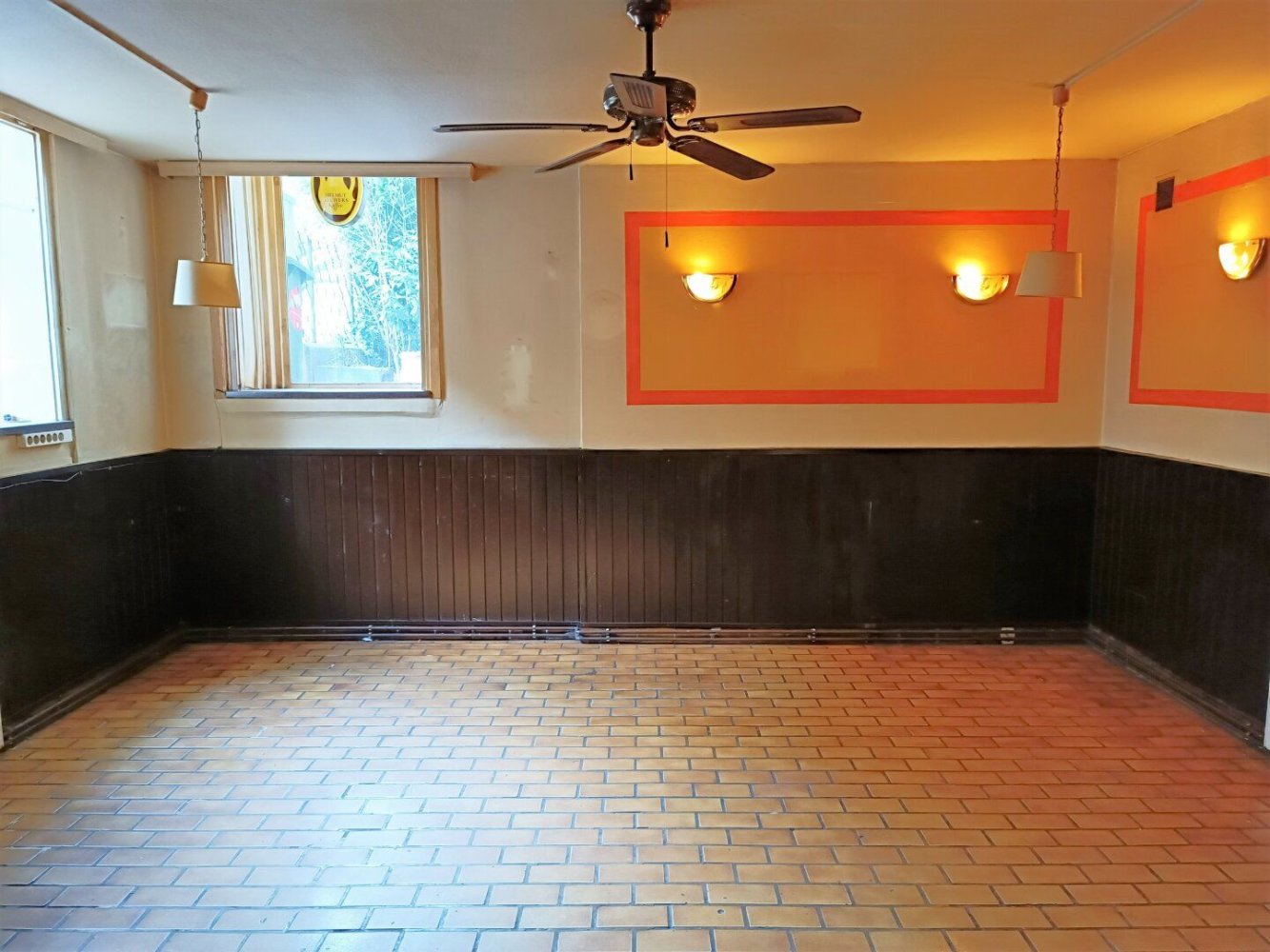 79m² Commercial property in Penzing, Austria No. 43542