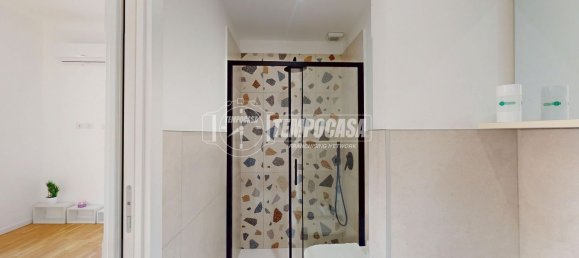 Studio in Milan, Italy No. 290539 11