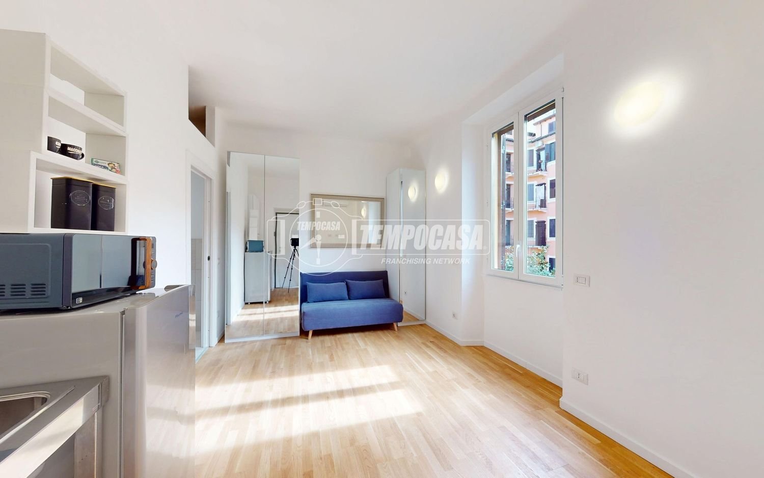 Studio in Milan, Italy No. 290539