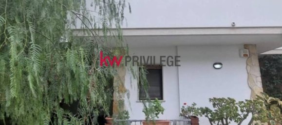 3 bedrooms Villa in Carovigno, Italy No. 156414 2