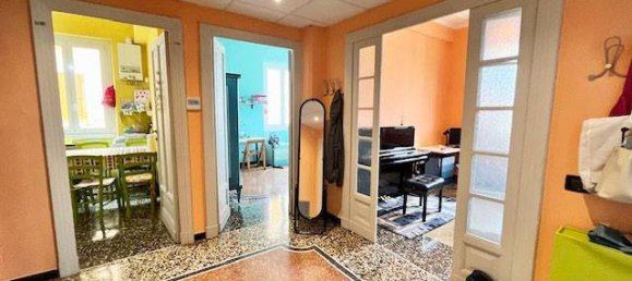 2 bedrooms Apartment in Genoa, Italy No. 363199 4