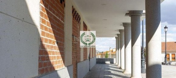 Propriété commerciale à Venturada, Spain 117m² No. 97901 6