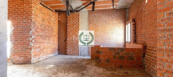 Propriété commerciale à Venturada, Spain 117m² No. 97901 9