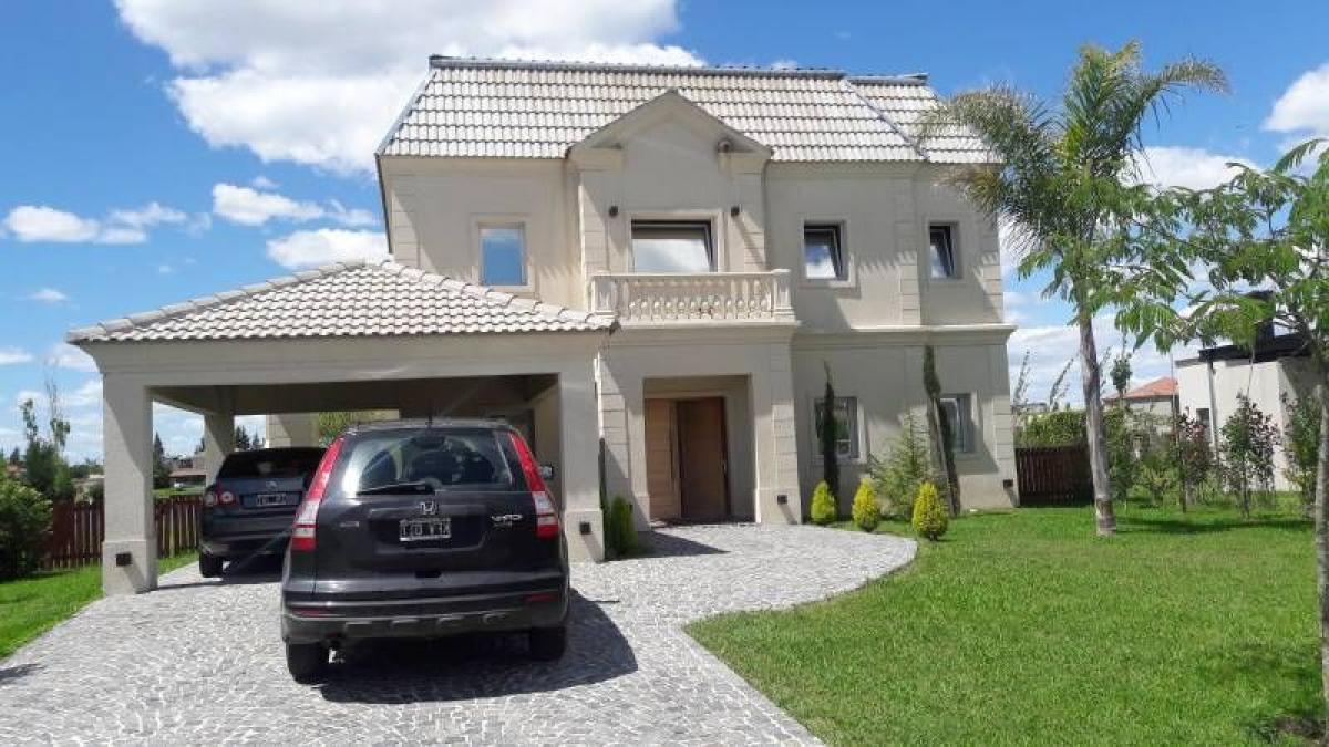 3 bedrooms House in Tigre, Argentina No. 60496