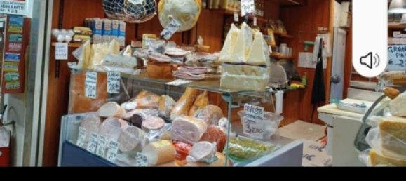 18m² Commercial property in Rome, Italy No. 372293 3