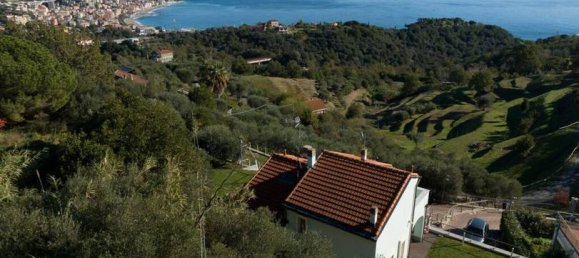 2 bedrooms Villa in Celle Ligure, Italy No. 122615 5
