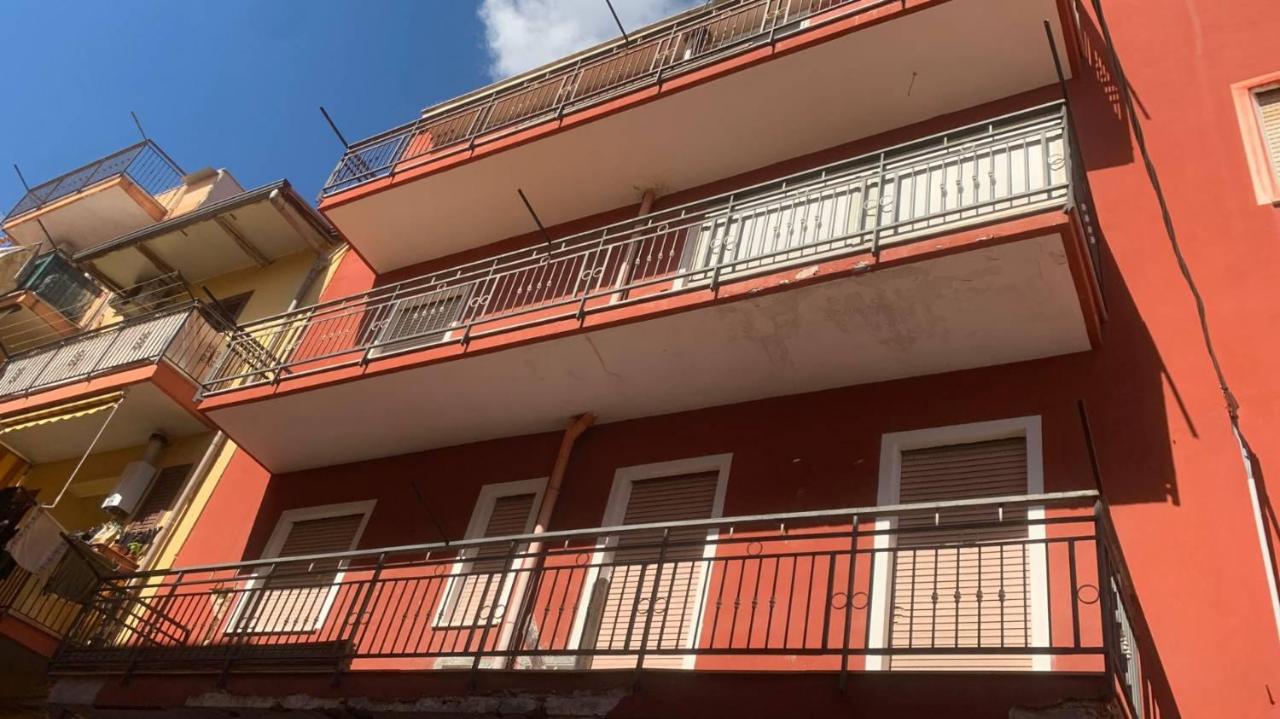 5-salle Appartement à Misilmeri, Italy No. 26528