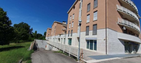 4 rooms Apartment in Todi, Italy No. 50865 3