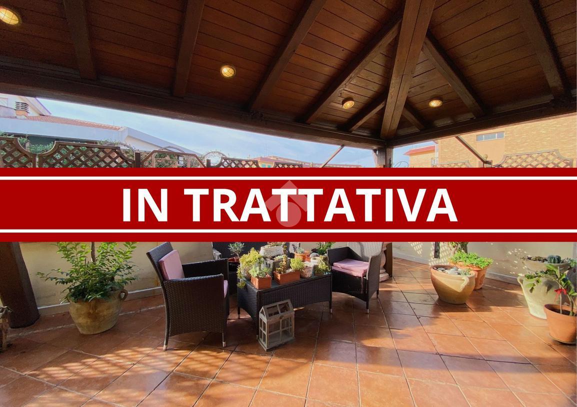 Пентхаус с 5 комнатами в Рим, Италия № 235163