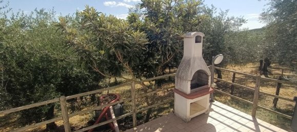 1 Schlafzimmer Haus in Loreto Aprutino, Italy, Nr. 331202 7