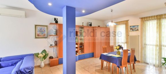 10 rooms Villa in Cinisello Balsamo, Italy No. 122408 4