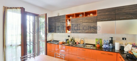 10 rooms Villa in Cinisello Balsamo, Italy No. 122408 8