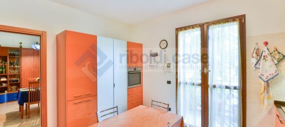 10 rooms Villa in Cinisello Balsamo, Italy No. 122408 10