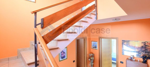 10 rooms Villa in Cinisello Balsamo, Italy No. 122408 16