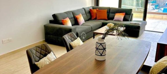 3 bedrooms Apartment in Limassol, Cyprus No. 19696 2