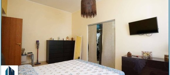 Apartamento de 3 dormitorios en Messina, Italy No. 317686 12