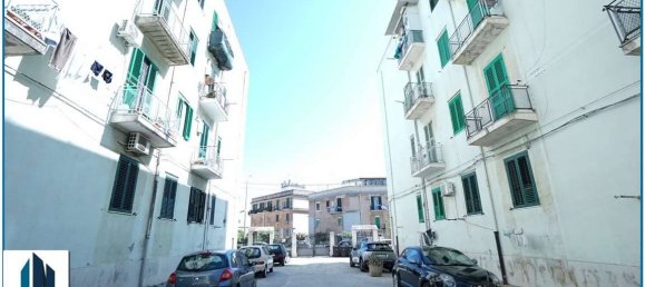 Apartamento de 3 dormitorios en Messina, Italy No. 317686 22