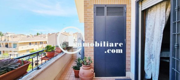 2 bedrooms Apartment in Rome, Italy No. 333450 10